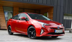Toyota Prius - hibrid prihodnosti kot steber mobilnosti podjetja