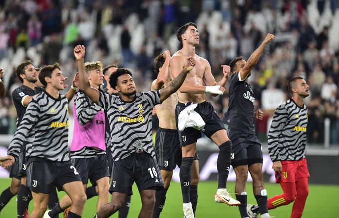 Juventus se je po zmagi nad Leccejem prebil na tretje mesto. | Foto: Reuters