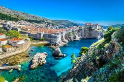 NIJZ pomirja: Turistična središča na Hrvaškem so varna
