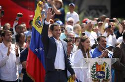 Guaido po vrnitvi v Venezuelo napovedal stavko javnega sektorja