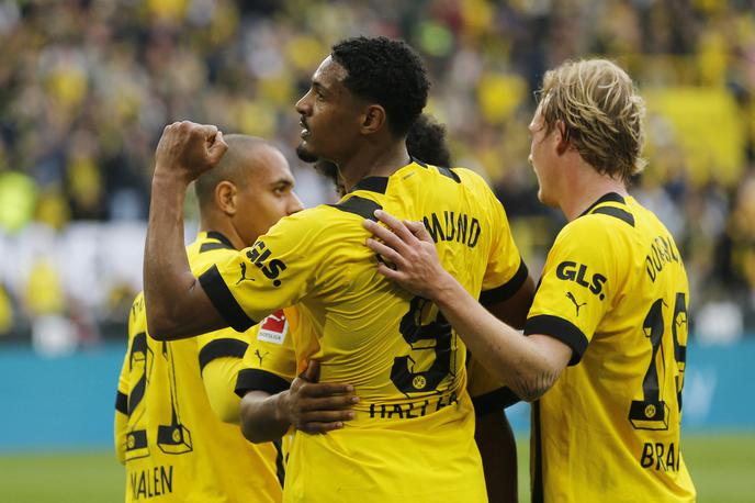 Borussia Dortmund | Borussia Dortmund je pometla z Wolfsburgom. | Foto Reuters