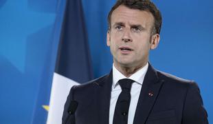 Macron zaradi afere Pegasus sklical svet za nacionalno varnost