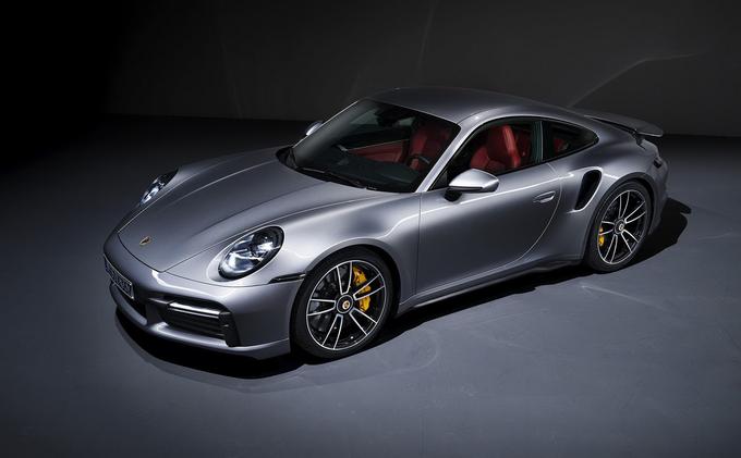 Porsche 911 turbo S. Njegov 3,8-litrski motor bo imel moč 650 "konjev" in 800 njutometrov navora. | Foto: Porsche