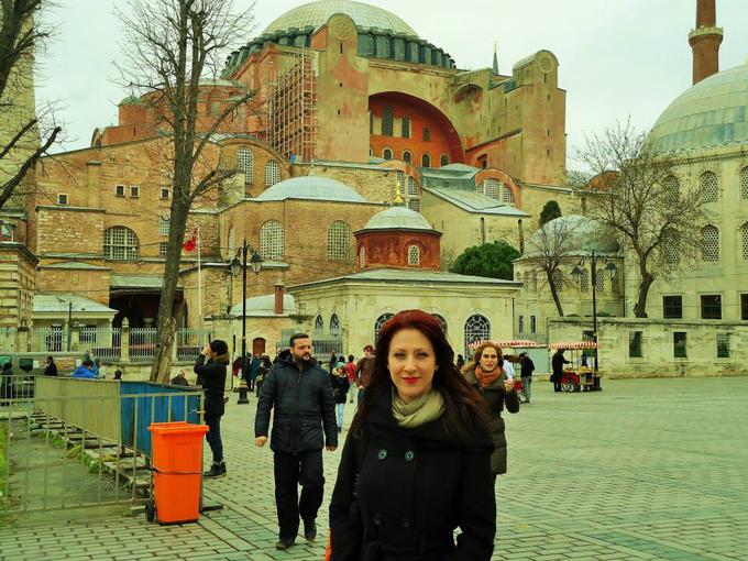 O življenju in kulturi v Istanbulu Clara piše tudi blog. | Foto: Osebni arhiv