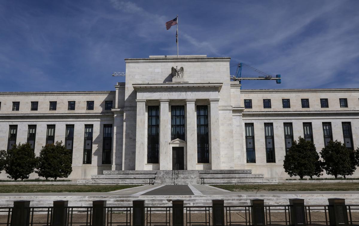 Ameriška centralna banka | V Fedu so navedli, da bodo nadaljnje odločitve sprejemali v odvisnosti od razvoja dogodkov v gospodarstvu in njihovih posledic za denarno politiko.  | Foto Reuters