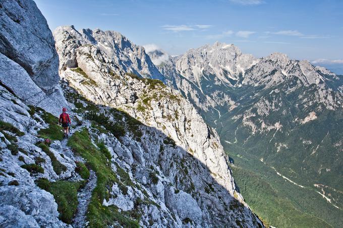 Pot na 2083 metrov visoko Krofičko je označena kot zahtevna pot.  | Foto: Jošt Gantar (www.slovenia.info)