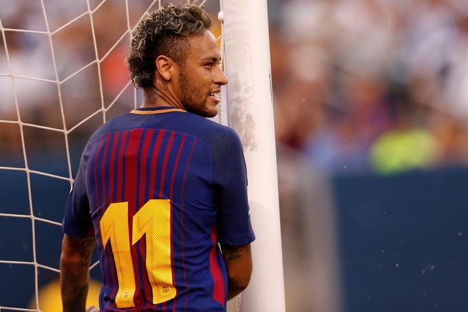 Neymar je na izhodnih vratih Barcelone. | Foto: Reuters