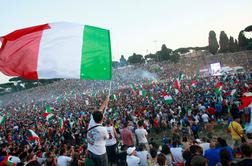 Zakaj italijanskim navijačem pravijo tifosi?