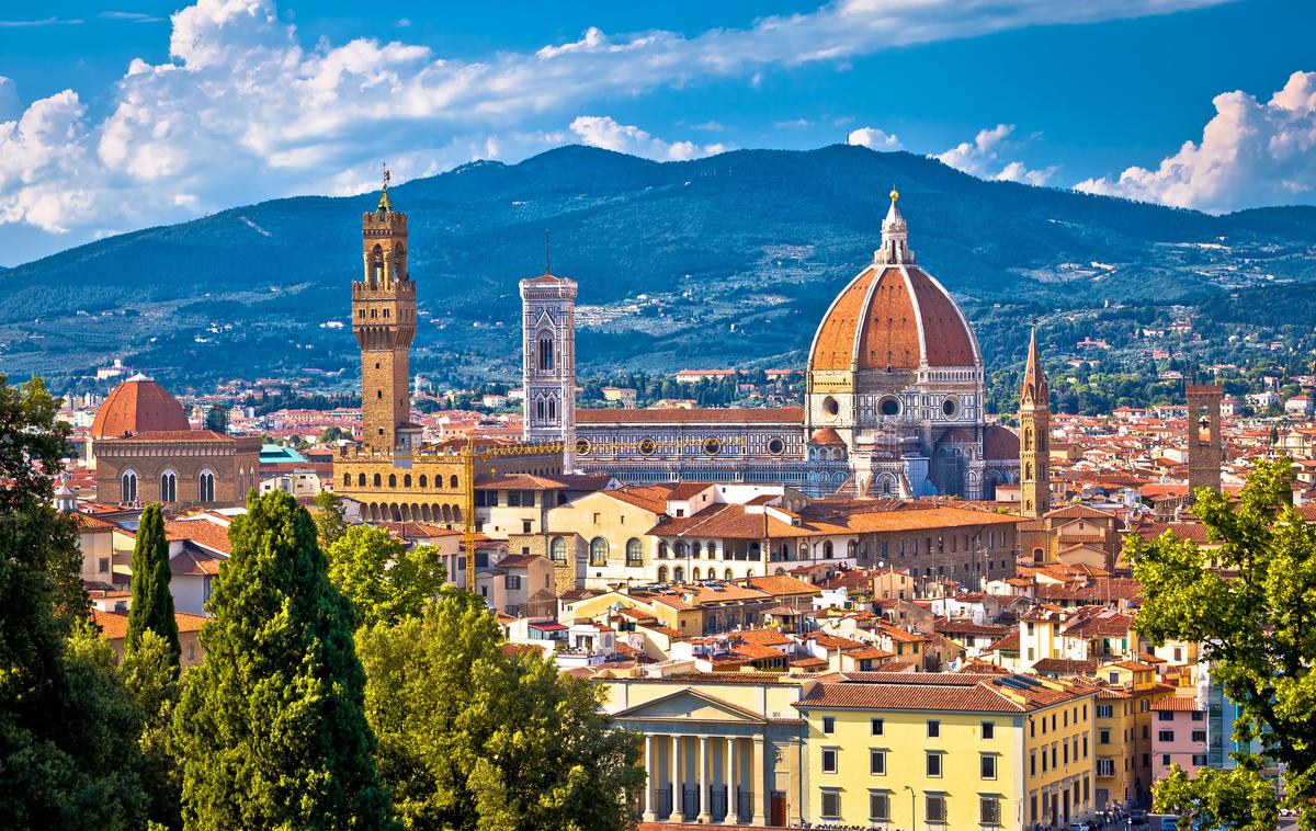 Firence | V Firencah je za krajši čas za najem na voljo približno 11 tisoč zasebnih nepremičnin, od tega kar 8.000 v središču mesta. | Foto Shutterstock