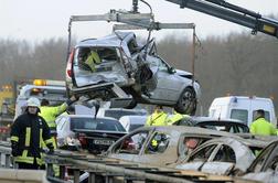 Na nemških cestah v dveh nesrečah osem mrtvih