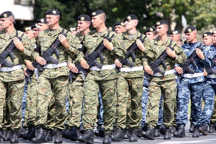hrvaška vojska hrvaški vojaki | Novi sistem priprave bodočih poveljnikov krepi razvoj borbenih veščin, usposobljenost za vodenje vojakov in psihofizično vzdržljivost. | Foto STA