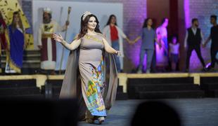 Zgrožena igralka: njeno sliko uporabili v članku o "debelih arabskih ženskah"