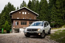 Dacia duster in oskrbnik gorske koče