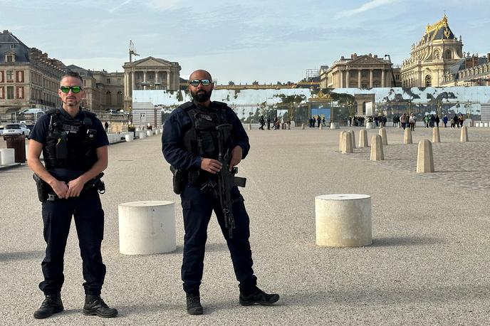 Versailles, Versajska palača, evakuacija, grožnja, bomba | Po domnevah oblasti za grožnjami stojijo mladi. | Foto Reuters