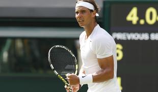 Federer slavil, Nadal trikrat na isto vižo