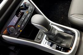 Suzuki SX4 S-cross 1.6 DDiS 4WD TCSS elegance top - test