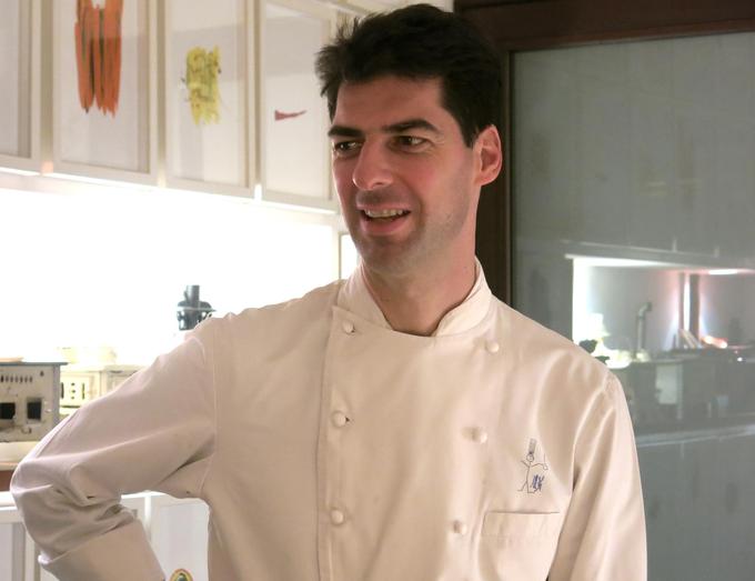 Massimiliano Alajmo je tretjo Michelinovo zvezdico dobil leta 2002, ko je imel le 28 let, in je tako postal najmlajši kuhar s tem prestižnim priznanjem. | Foto: Nina Vogrin