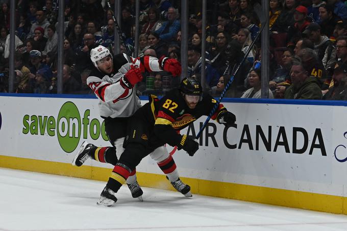New Jersey Devils so po nori zadnji tretjini iz Vancouvra odpeljali zmago. | Foto: Reuters
