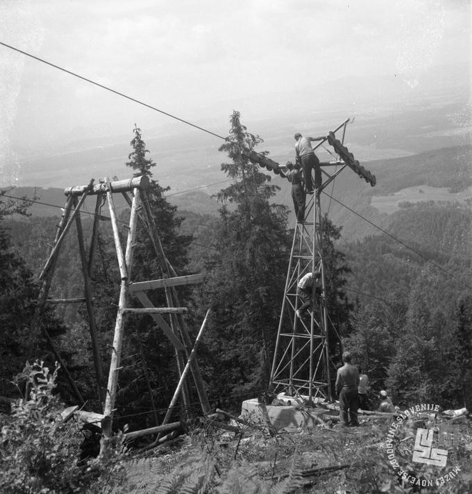 Gradnja prve žičnice na Krvavcu. Foto: Dušan Gostinčar | Foto: Muzej novejše zgodovine Slovenije