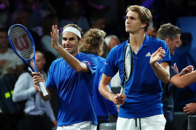 Roger Federer, Alexander Zverev | Roger Federer in Alexander Zverev sta se veselila zmage v dvojicah. | Foto Reuters