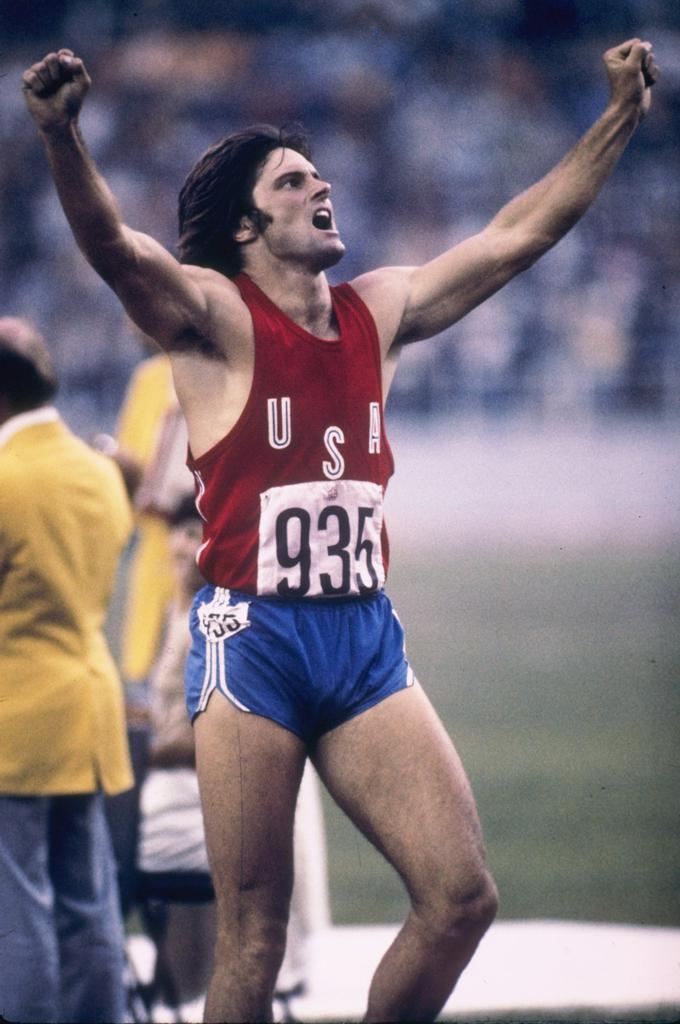 Da bi uresničil svoje olimpijske sanje, je štiri leta noč in dan garal kot nor. Izplačalo se je. Leta 1976 je v Montrealu postal olimpijski prvak v deseteroboju. | Foto: Getty Images