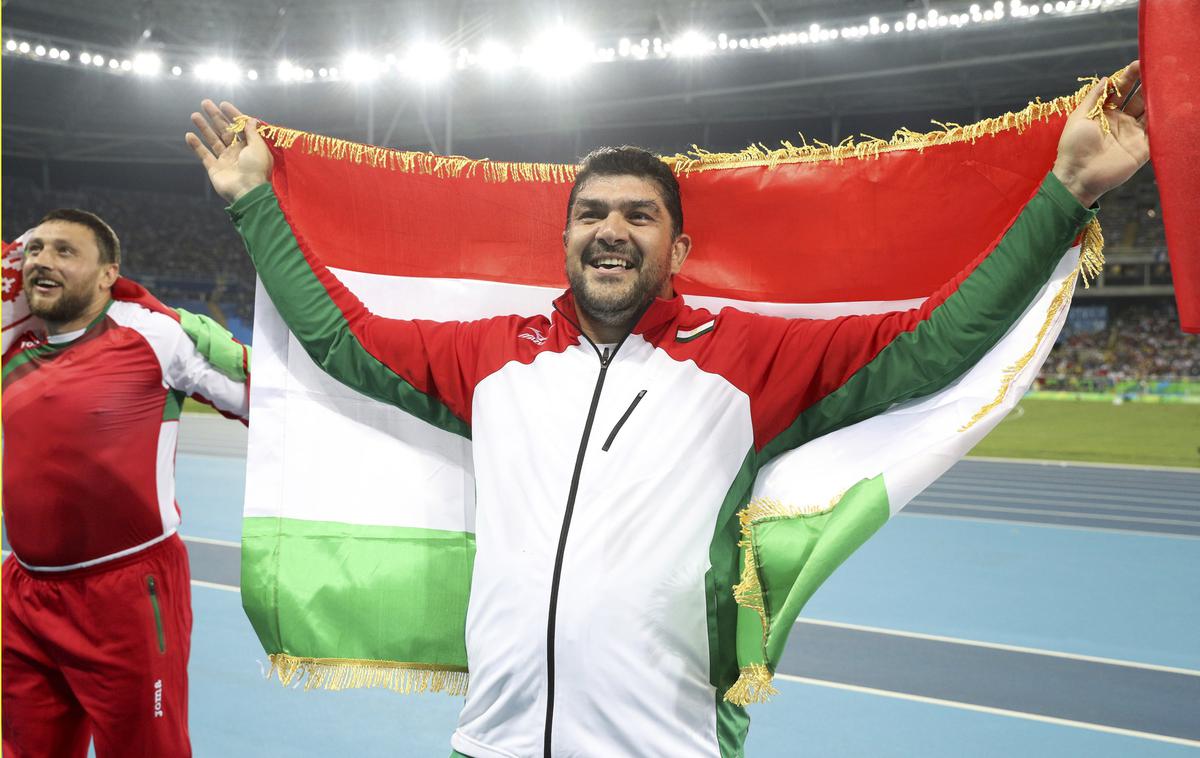 Dilšod Nazarov | Dilšod Nazarov je leta 2016 osvojil prvo in za zdaj edino zlato olimpijsko medaljo za Tadžikistan. | Foto Reuters