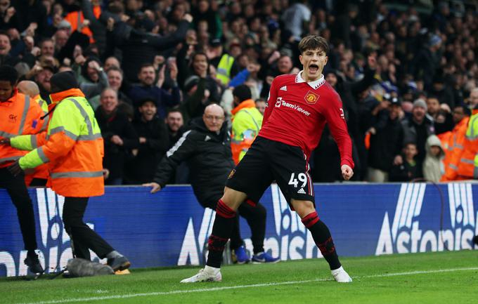 Alejandro Garnacho, mladi argentinski reprezentant, rojen pred 18 leti v Španiji, je podvojil prednost Uniteda v Leedsu. | Foto: Reuters