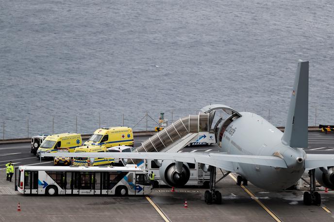Nesreča Madeira | Nemška vlada je ponudila posebno vojaško letalo, ki je sredi dneva poletelo z Madeire. | Foto Reuters