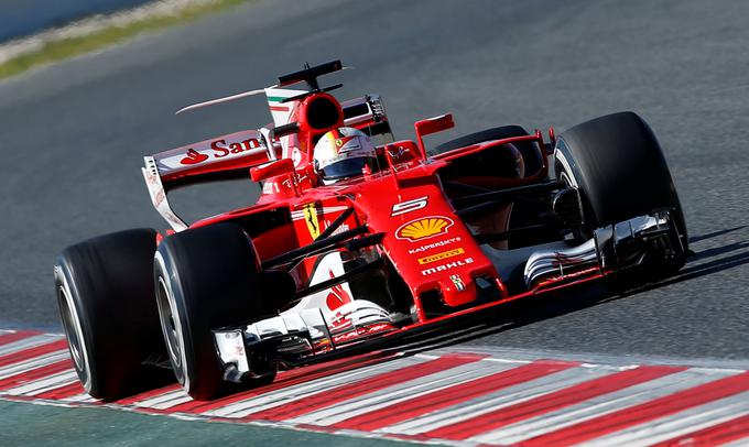 Sebastien Vettel med vožnjo na VN Avstralije, kjer je zmagovito začel novo sezono formule ena. | Foto: Reuters