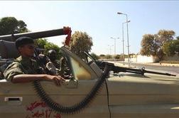 Uporniki vse bližnje Sirti; v Tripoliju mirno