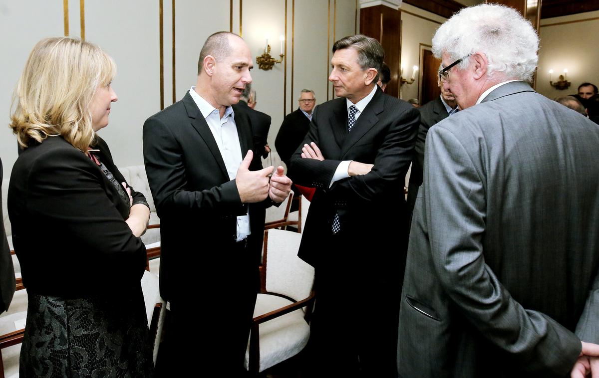 Jože Damijan, Borut Pahor | V zadnjih dneh v političnem zakulisju kot mogočega kandidata za guvernerja Banke Slovenije omenjajo Jožeta Damijana (na fotografiji drugi z leve).  | Foto STA