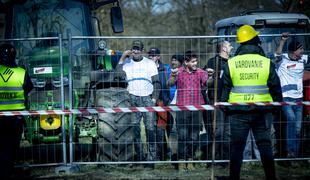 Traktoristi so se odpravili v središče Ljubljane #video