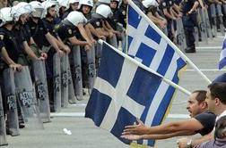 Grška policija s solzivcem nad protestnike