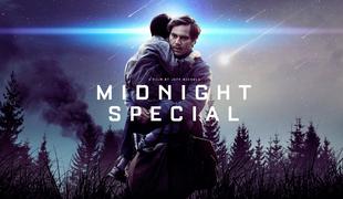 Polnočna posebnost (Midnight Special)