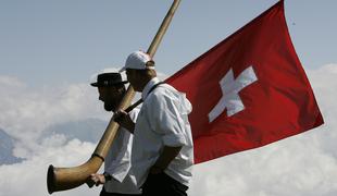 Zakaj se več ljudi izseli iz Švice kot iz Slovenije