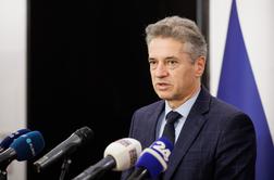 Vlada razrešila generalnega sekretarja Gojkoviča