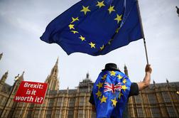 Britanski poslanci zavrnili sporazum o brexitu