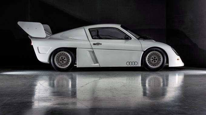 Danes je ta avtomobil edini preživeli Audijev spomin na načrtovano skupino S. Na števcu ima 12 kilometrov, zato z njim nikoli niso opravili testa. Röhrl je to tudi potrdil. | Foto: ciril komotar