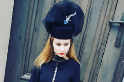 Slovenska oblikovalka bo s klobukom v Londonu predstavljala našo državo #video