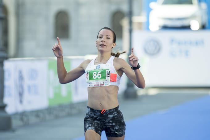 Saša Pisk je nova slovenska državna prvakinja v maratonu. V cilj je pritekla z 12. časom v absolutni ženski konkurenci. | Foto: Ana Kovač