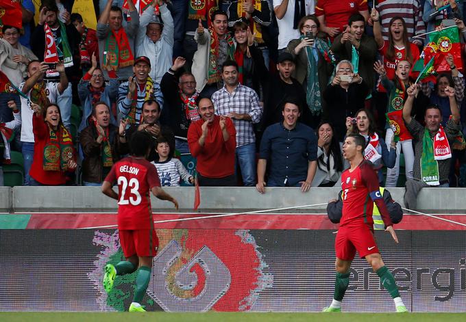 Cristiano Ronaldo je s Portugalsko nastopil na rodni Madeiri, v Funchalu. | Foto: Reuters