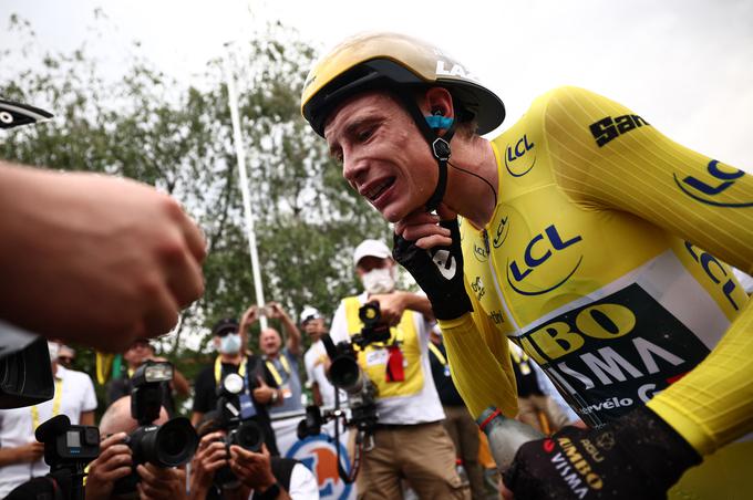 Vingegaard je na odlični poti, da še drugo leto zapored osvoji Tour de France. | Foto: Reuters