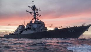 Ameriška ladja v Rdečem morju sestrelila dve raketi iz Jemna