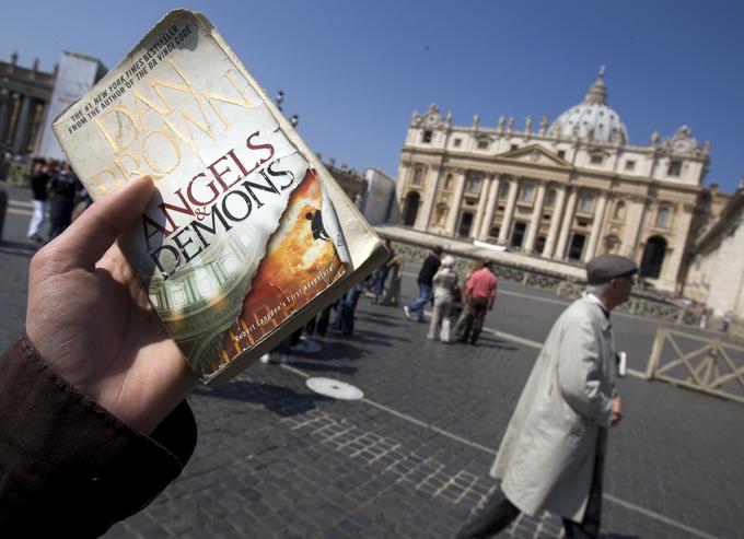 Dogajanje v romanu Angeli in demoni se odvija v Rimu. Zaradi papeževe smrti so se kardinali zaprli v konklave, da izvolijo novega poglavarja Cerkve. Pri tem so štirje kardinali izginili. | Foto: Reuters