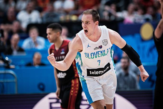 Klemen Prepelič je prispeval pomembno trojko. | Foto: FIBA