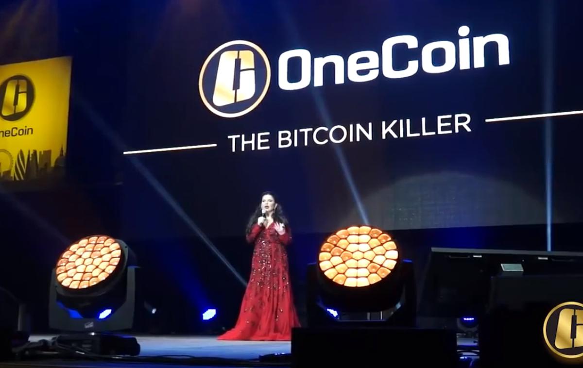 Onecoin Ruja | Onecoin so na velikih mednarodnih dogodkih promotorji (na fotografiji njegova ustanoviteljica, Bolgarka Ruja Ignatova) slavili kot "ubijalca bitcoina".  | Foto YouTube
