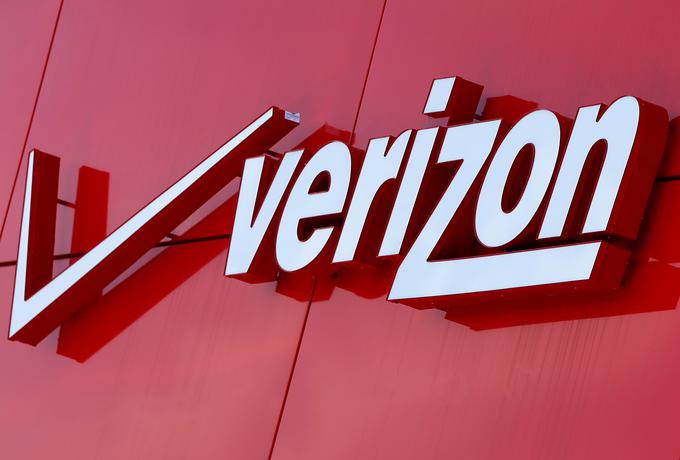 Verizon je največje telekomunikacijsko podjetje v ZDA. Nastalo je leta 2000 z združitvijo Bell Atlantica in GTE. Deluje v več kot 150 državah po svetu in ima tržno vrednost 176 milijard evrov. | Foto: Reuters