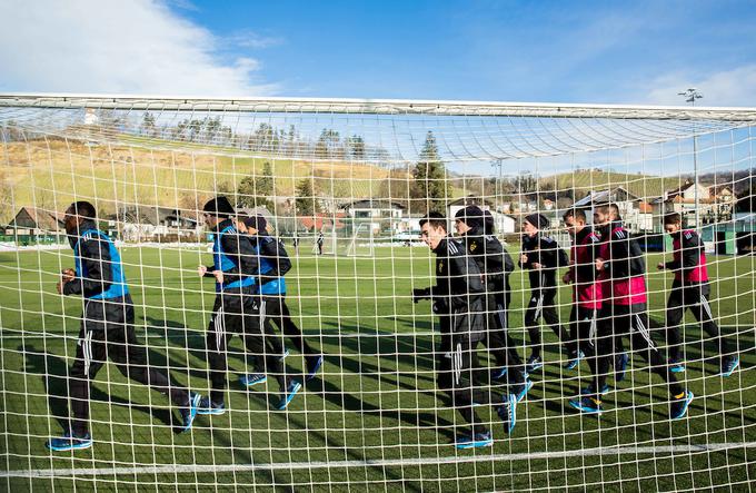 Kdaj bodo lahko nogometaši NK Maribor znova trenirali skupaj? | Foto: Vid Ponikvar