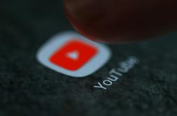 YouTube prepovedal videe z nevarnimi izzivi, kot je zaužitje tablet za pralni stroj
