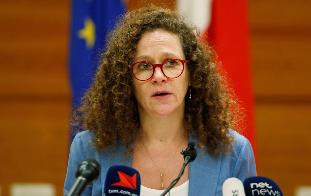 Sophie In t'Veld | Vodja skupine Evropskega parlamenta za spremljanje spoštovanja demokracije Sophie In t'Veld je trdila, da videoposnetka niso prejeli pravočasno.  | Foto Reuters